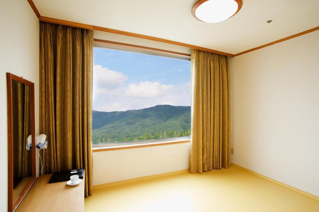 Wellihilli Park Resort Hoengseong Extérieur photo